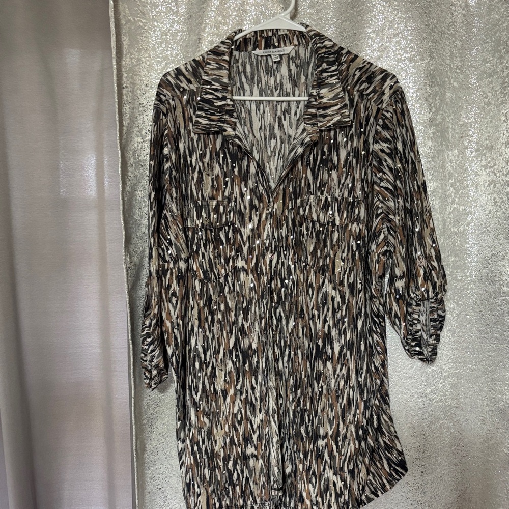 Women's Black and Brown Patterned Top